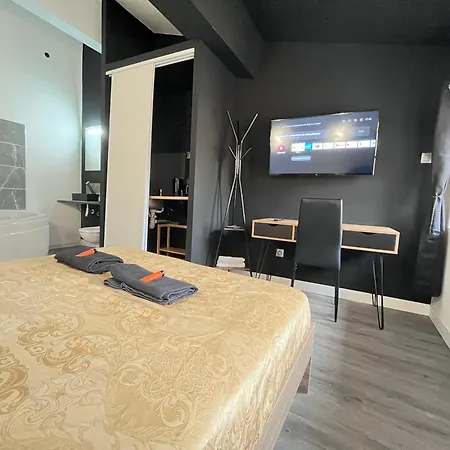 Baignoire Apartman *